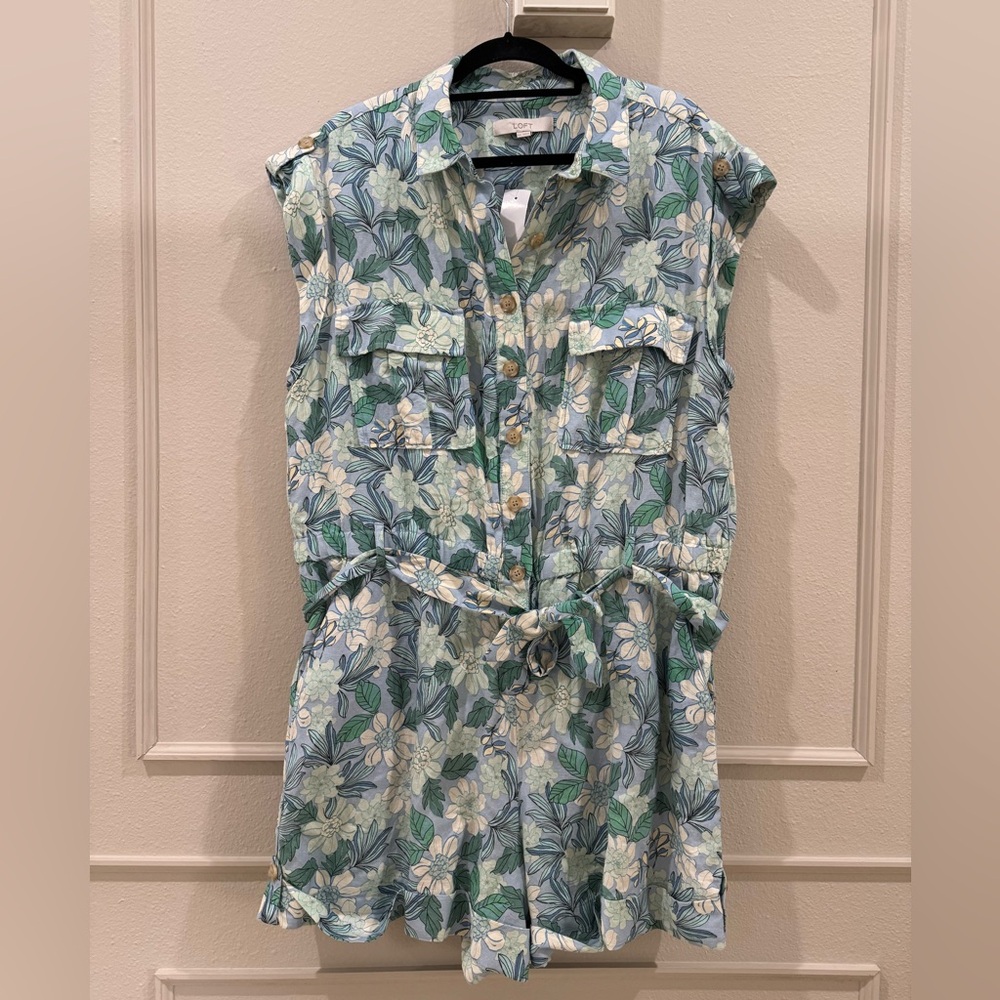 NWT LOFT Blue & Green Floral Tie-Waist shorts Romper size XXL